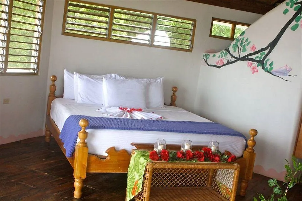 Coral Cove Resort & Spa Negril Hotel