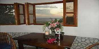 Coral Cove Resort & Spa Negril Hotel